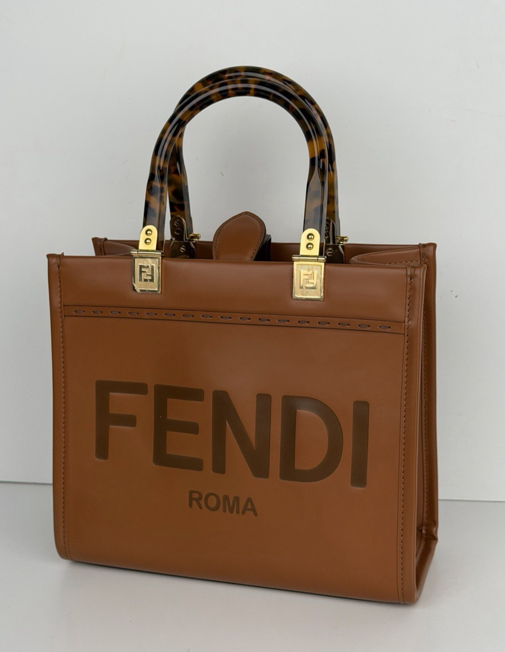 Fendi Sunshine Tote Bag in Brown Leather and Plexiglass Handles B3